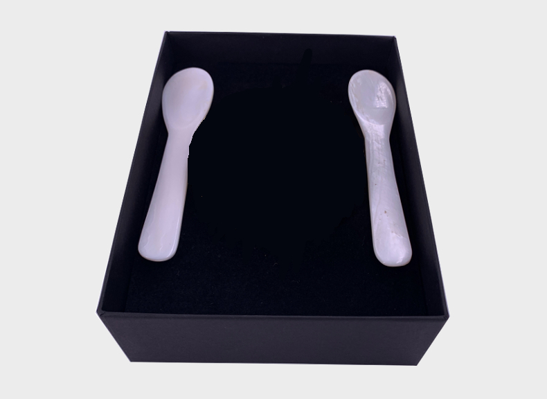 Caviar Mother-of-pearl Tasting Spoon