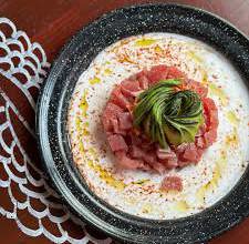 Tartare di Tonno con Salsa Avocado e Latte di Cocco